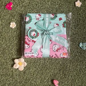 Posh peanut hello kitty Christmas luxette patoo